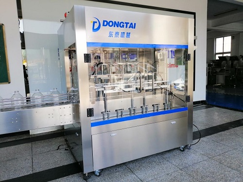 食用油灌裝機(jī)因細(xì)節(jié)而受歡迎，山東東泰為其助力